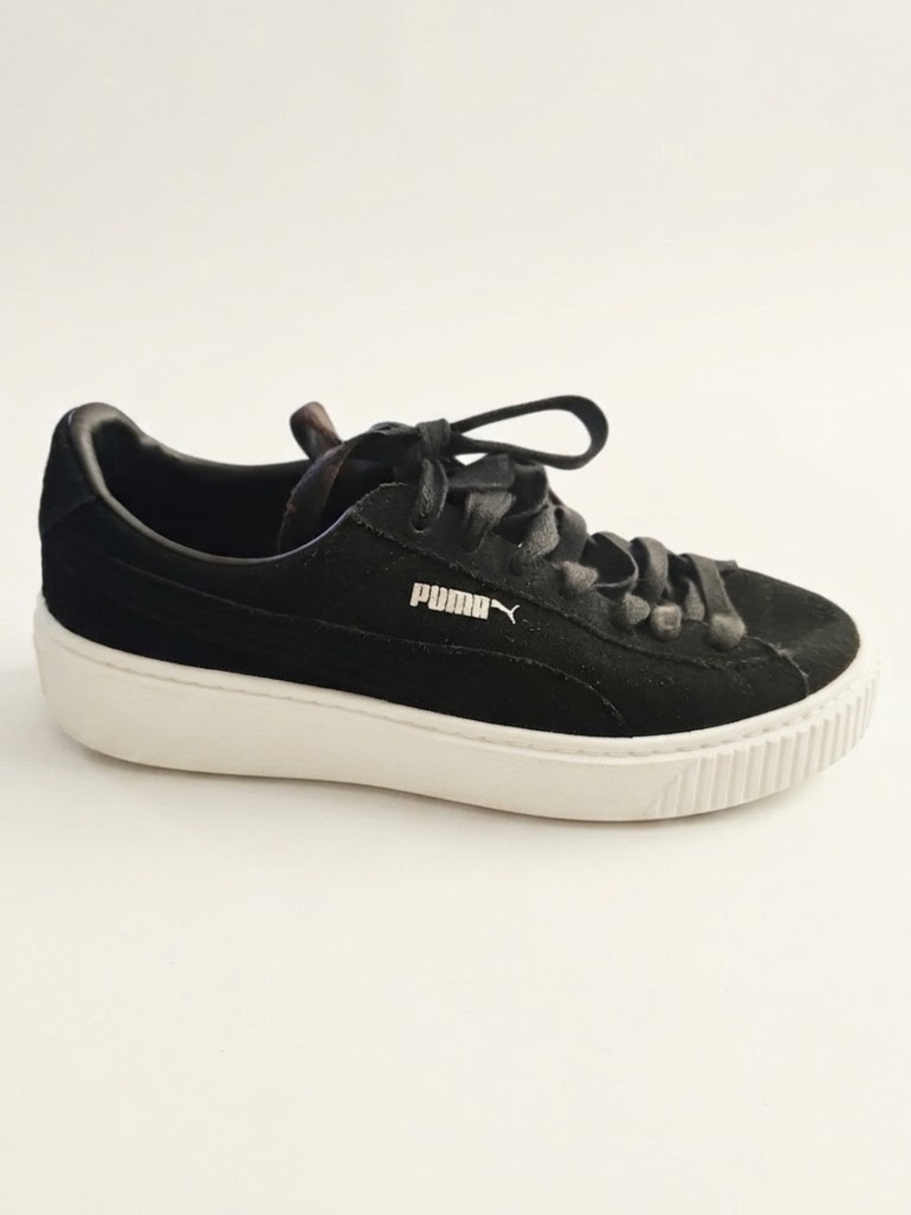 Puma Suede Platform Sneakers Womens 8 Black White Silver Low Top Platform Suede